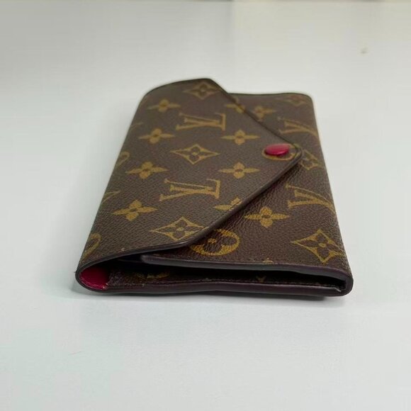 Louis Vuitton Monogram Canvas Wallet with Red Button Closure - Picture 4 of 8